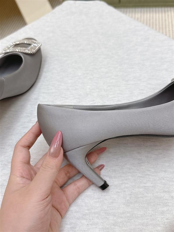 20251127171739701 300